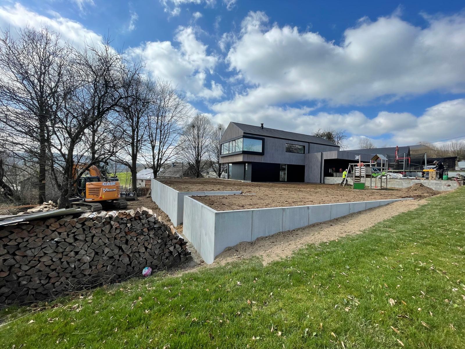 Terrasse et aménagement extérieur réalisés par Marichal
